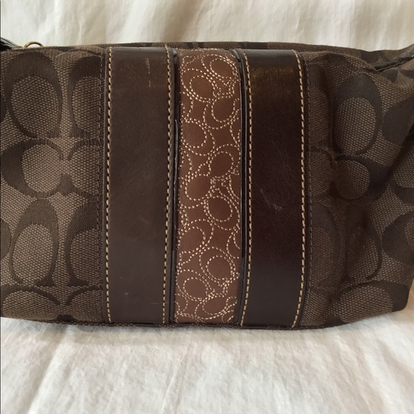 Coach Signature Brown Canvas/Leather Shoulder Bag - Picture 3 of 3